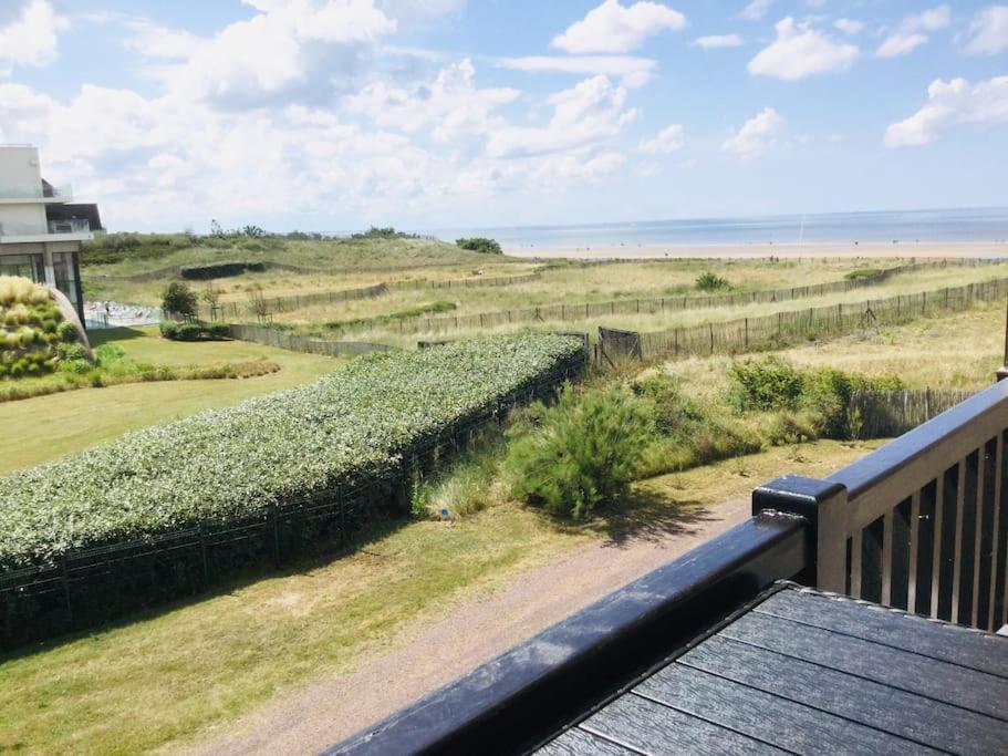 Cabourg-La Mer A Vos Pieds Et La Thalasso A 50 M Exterior foto